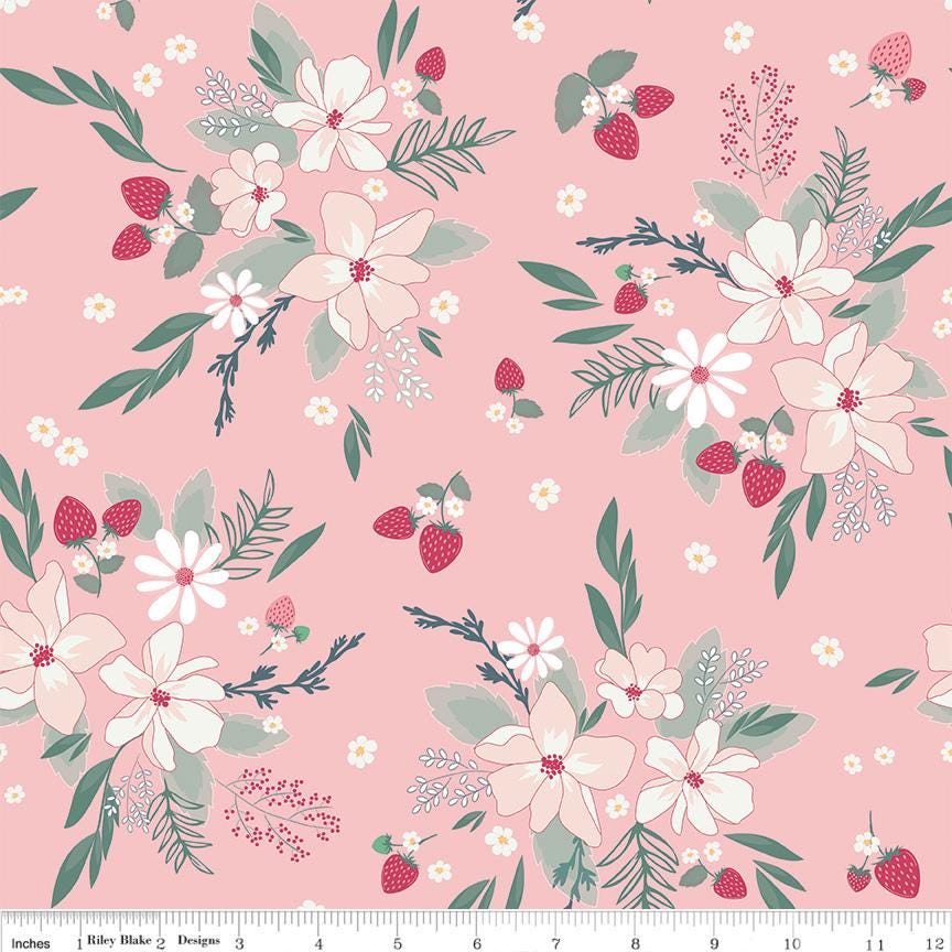 Berry Market Main - Frosting - by Bev McCullough for Riley Blake Designs - Sold in 1/2 yard increments, continuously cut - C15740- FROSTING
