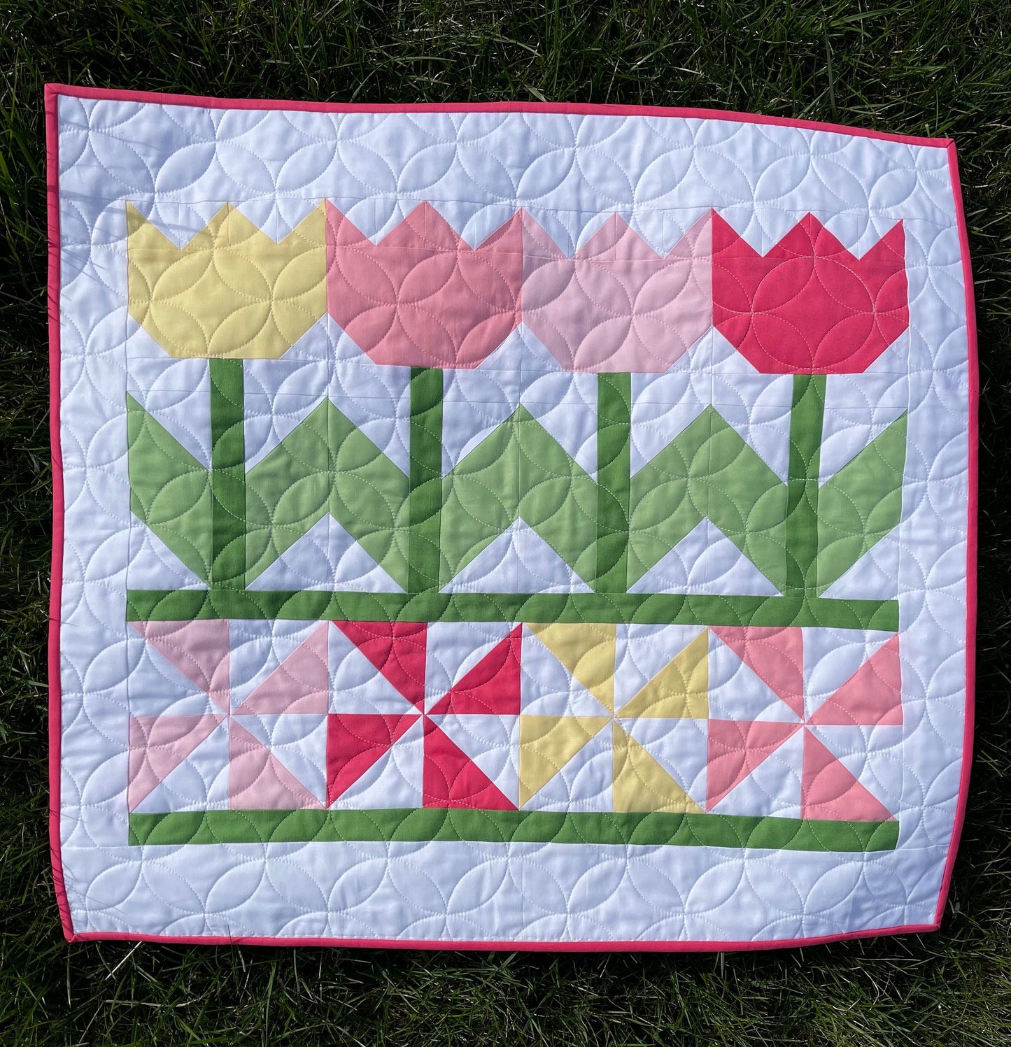 Tulip Time Mini Quilt Kit